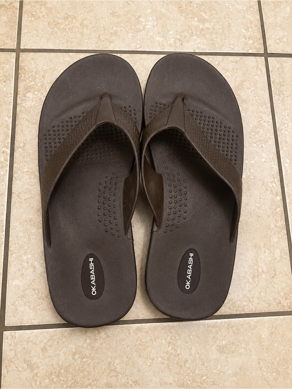 Okabashi Men's Brown Cushioned Flip Flops